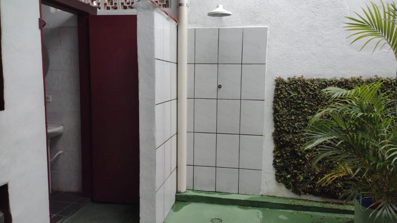 Вилла Casa Inteira Cravada Entre Os Principais Pontos Turisticos Карагуататуба Экстерьер фото